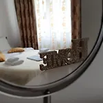 Janine Apartman