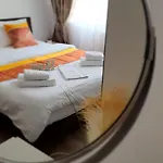 Janine Apartman *