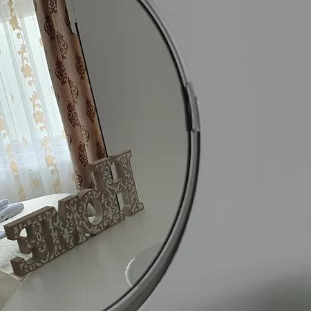 Janine Apartment *