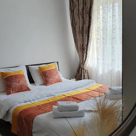 Janine Apartment